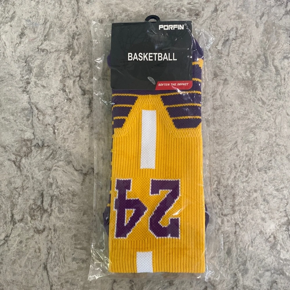 Kobe Bryant Los Angeles Lakers #24 Men’s Basketball Socks - Picture 5 of 10